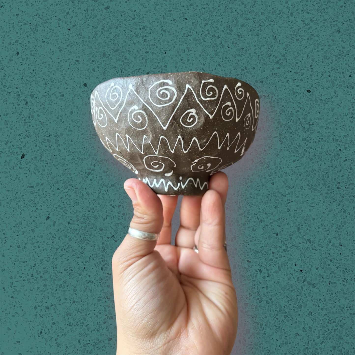 Stackable Pinched Bowl Set