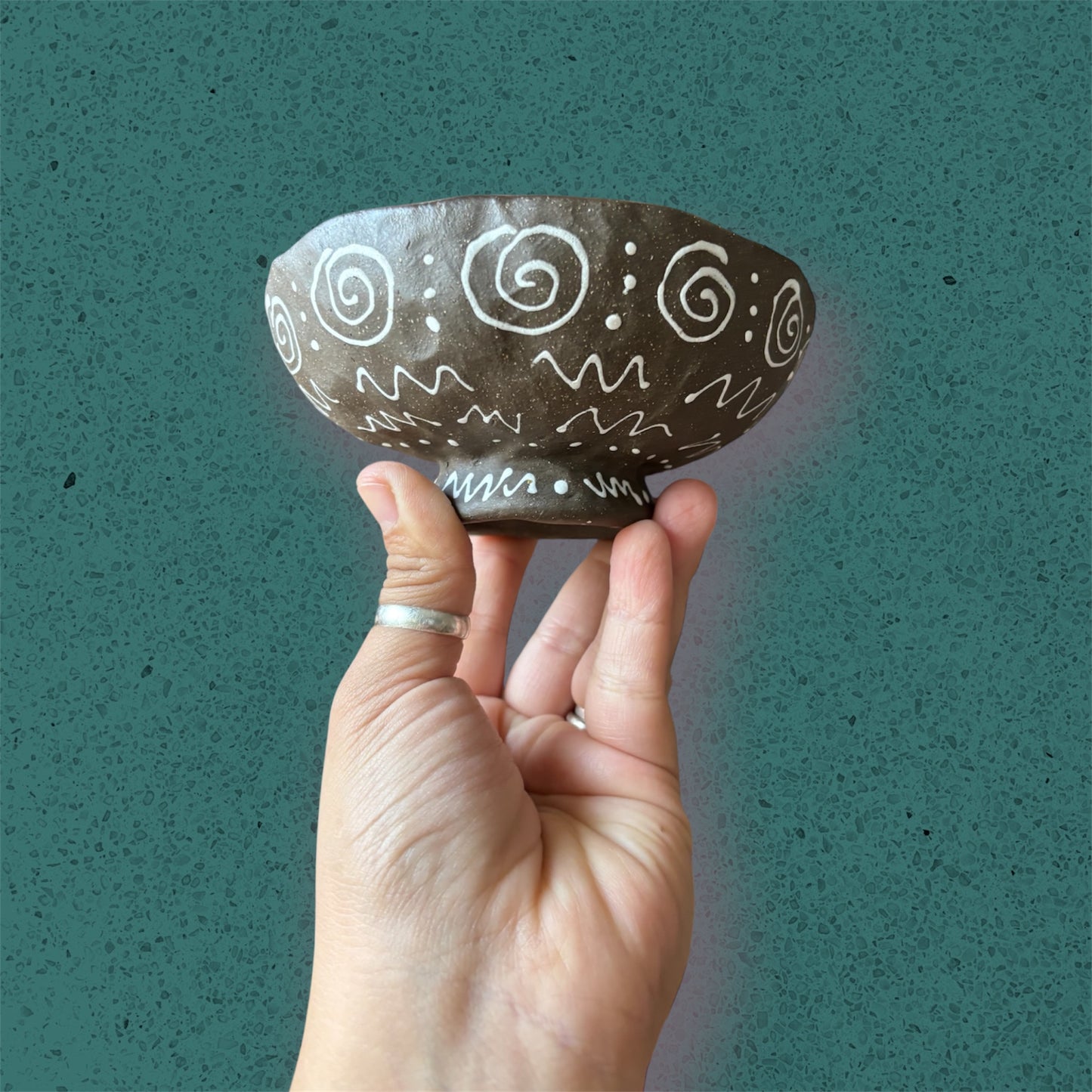 Stackable Pinched Bowl Set