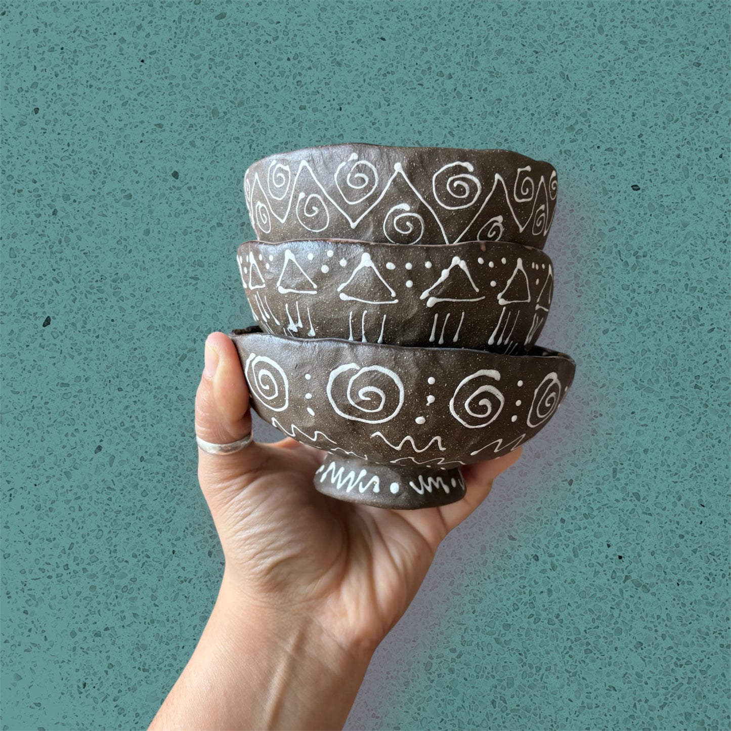 Stackable Pinched Bowl Set